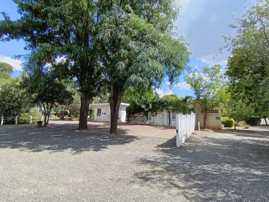 12 Bedroom Property for Sale in Universitas Free State